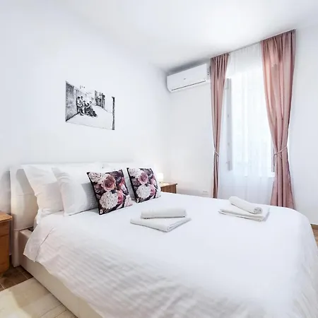 Apartament Palazzo D *